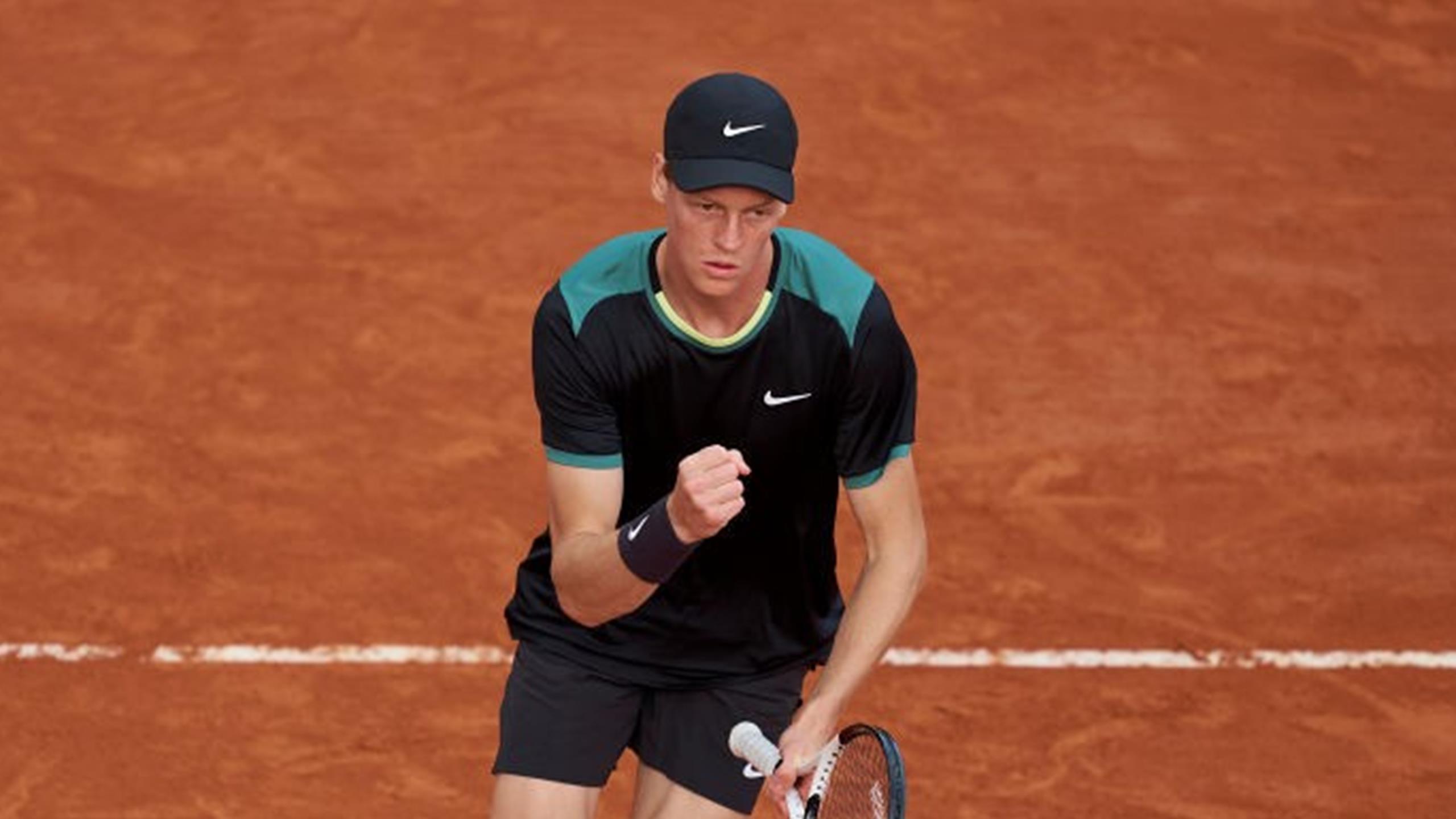 Jannik Sinner Lights Up Monte Carlo Masters with Dominant Victory