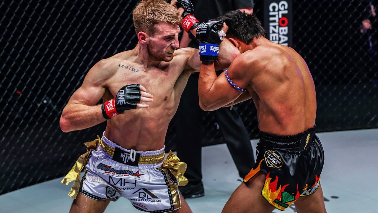 Jonathan Haggerty Braces for Epic Showdown with ‘The Kicking Machine’ Superlek Kiatmoo9