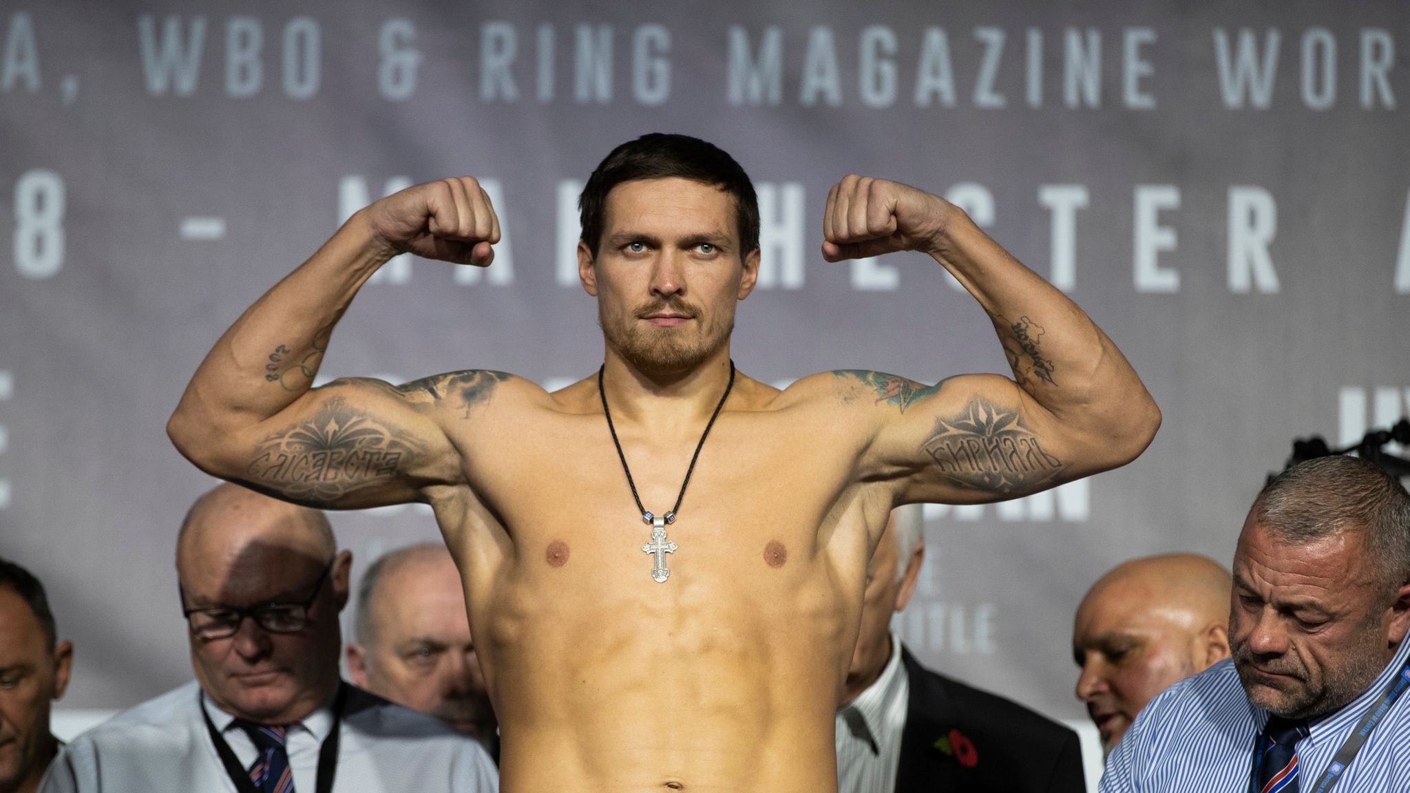 Frank Warren Warns Usyk: Fury Won’t Be Derailed by Cut Targeting