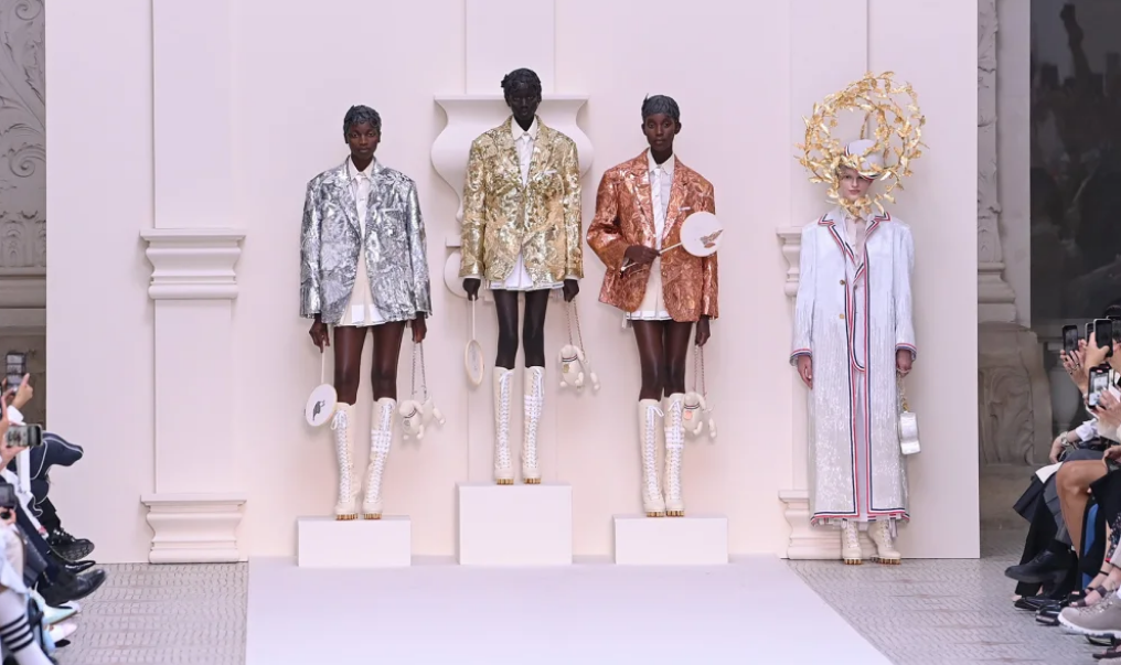 Thom Browne’s Couture: A Theatrical Tribute to Sports and Elegance