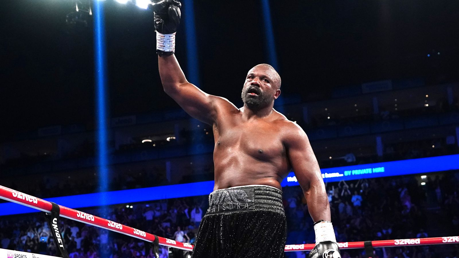 Derek Chisora Defeats Joe Joyce in Thrilling Heavyweight Bout