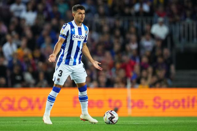 Martin Zubimendi Chooses to Stay at Real Sociedad, Rejects Liverpool Move